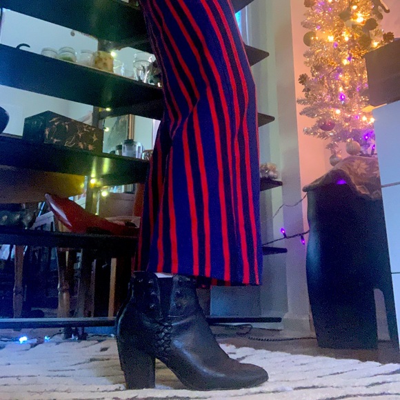 Silence and Noise Red and Blue stretch Ankle Pant - Picture 2 of 9